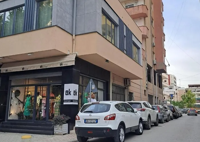 Seafront 2 Bedrooms & Promenade Location Vlorë