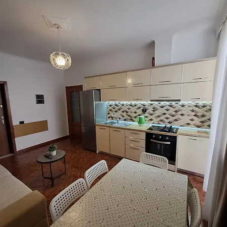 Seafront Two Bedrooms Near The Appartement Vlorë