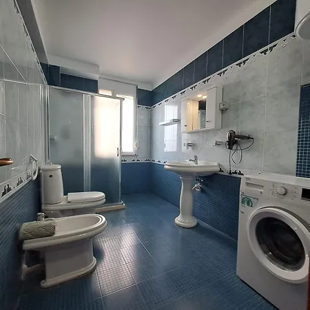 Seafront Two Bedrooms Near The Vlorë